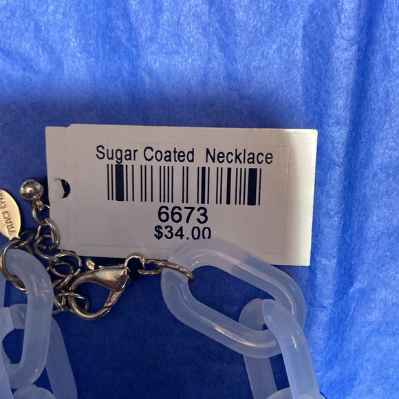 Necklace. NWT. Chunky 11” double necklace, thick plastic links with strong clasp - Picture 12 of 12